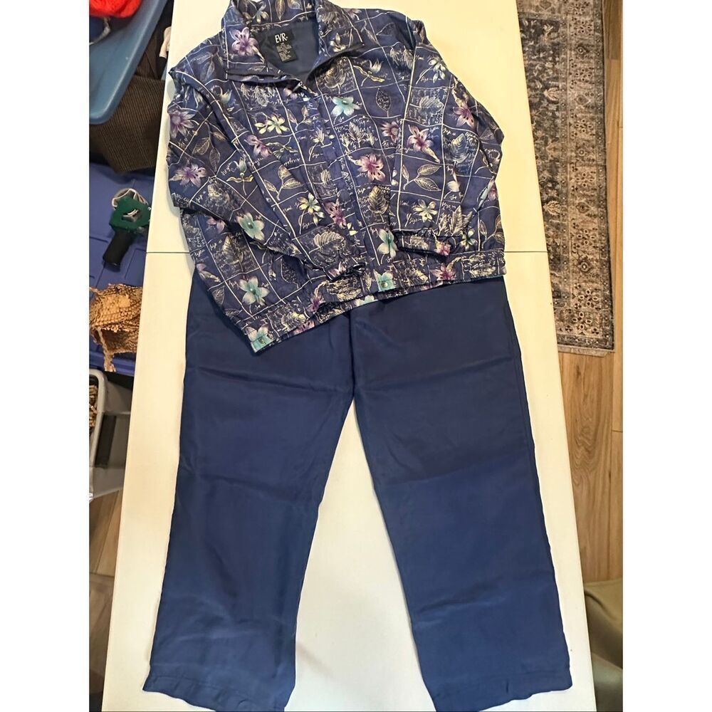 Vintage EVR Women's Navy Floral Silk Bomber Jacket & Pants Set Large
